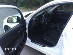 BMW Seria 1 118d Sport Line - 12