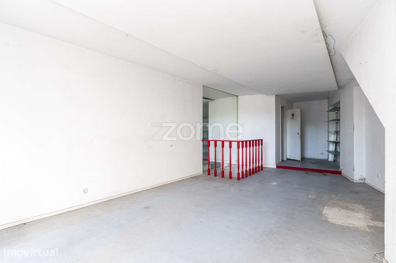 Prédio para Reabilitar no Centro do Porto - Grande imagem: 2/20