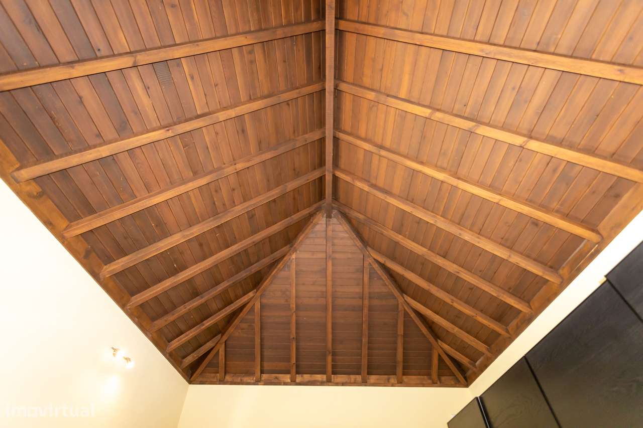 Entre a cidade e a natureza, um refúgio singular para os sentidos - Grande imagem: 5/25