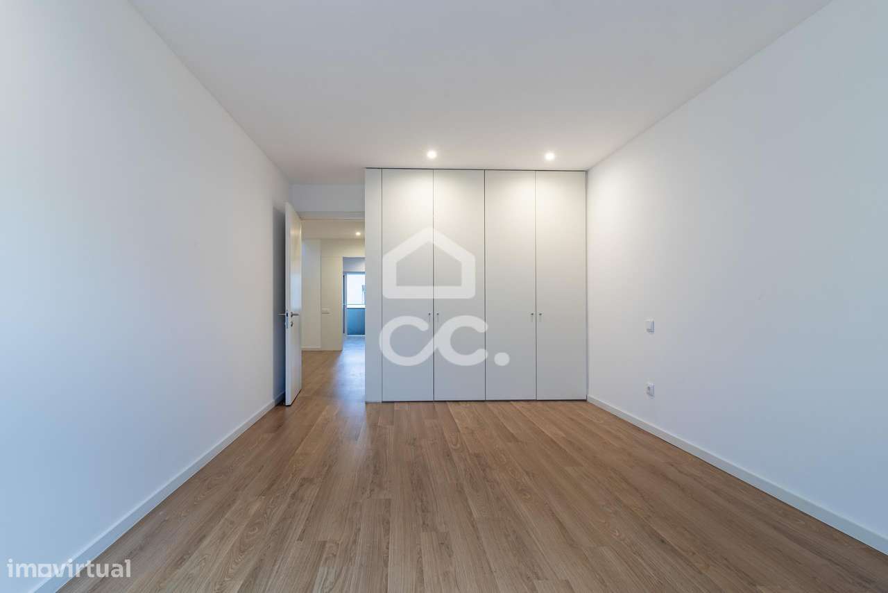 Moradia V3 Moderna Contemporânea-24