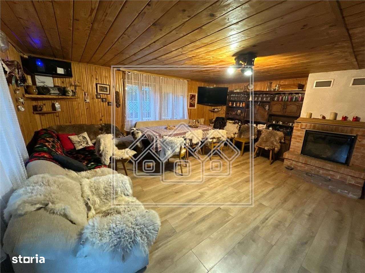 Casa de vacanta in Cartisoara, Transfagarasan - teren 971 mp, 8 camere - Imagine principală: 5/20