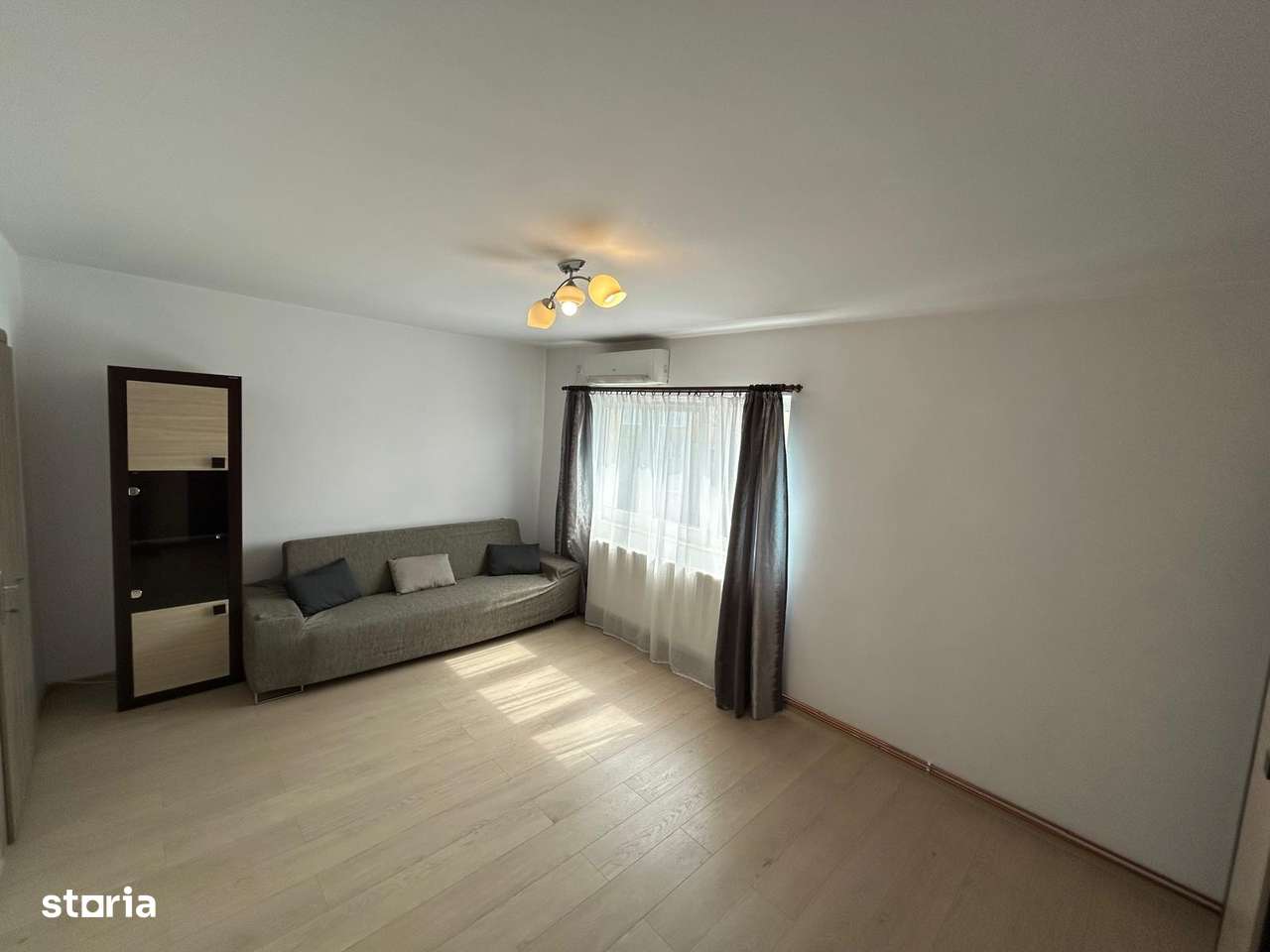 Vand apartamnt 2 camere decomandat, Zorilor 54 mp+2 balcoane - Imagine principală: 2/12