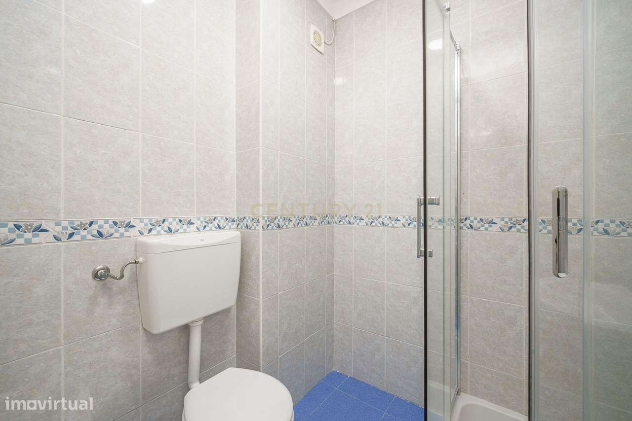Apartamento T2 em Setúbal – Excelente Oportunidade-15