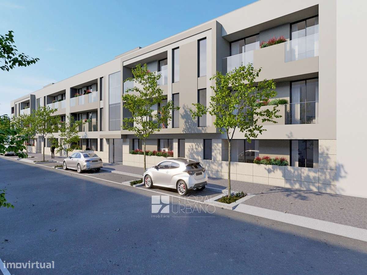 Apartamento T3 com lugar duplo de garagem em Águas Santas-11