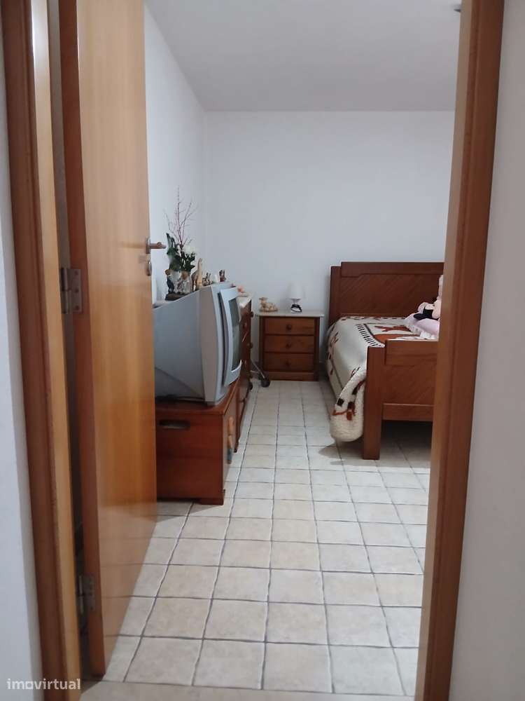 Moradia T3 espaçosa - Grande imagem: 4/17