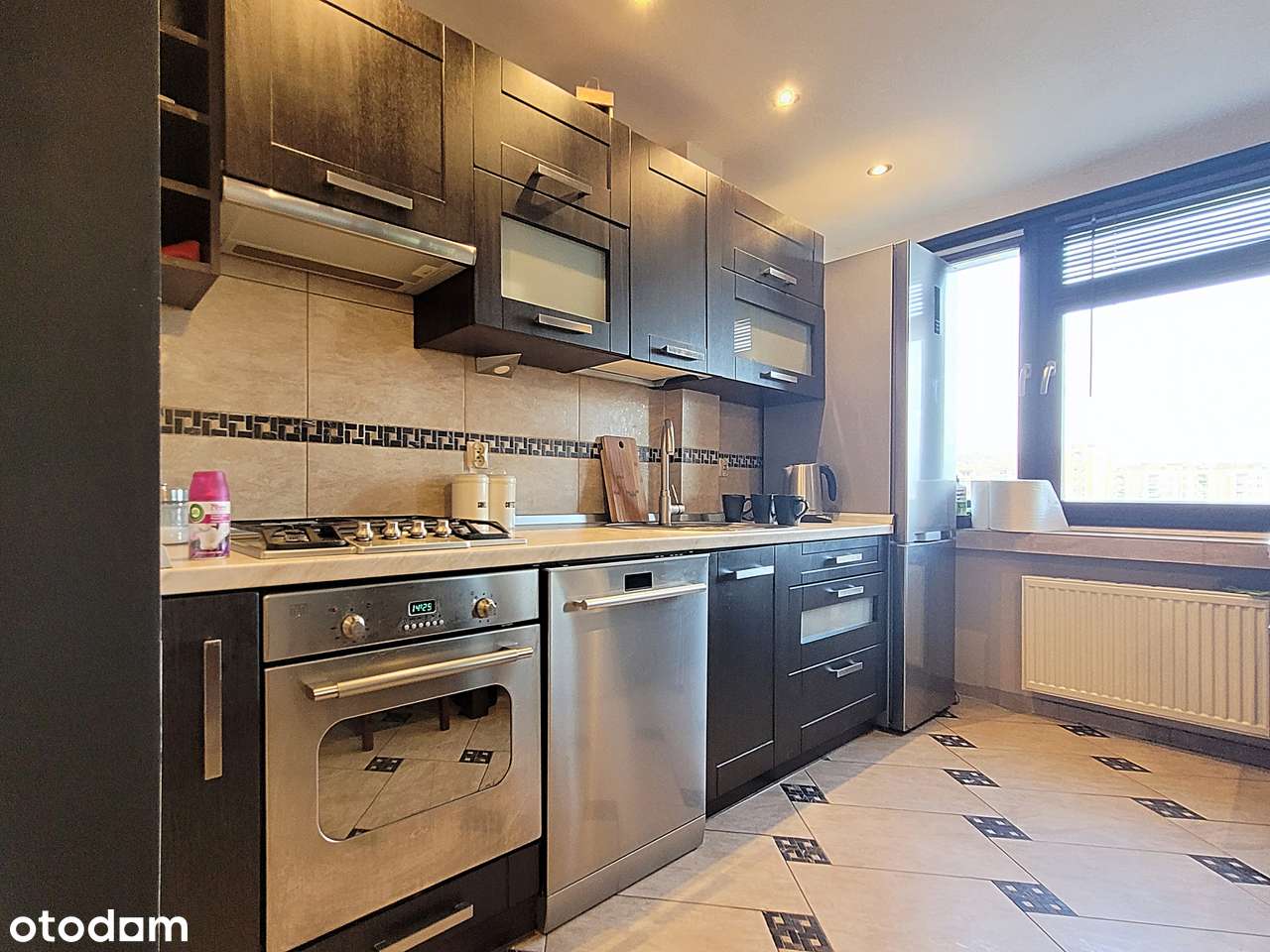 Duże 3 pokoje, panorama z balkonu, piwnica i parking - Nowy Dwór-0