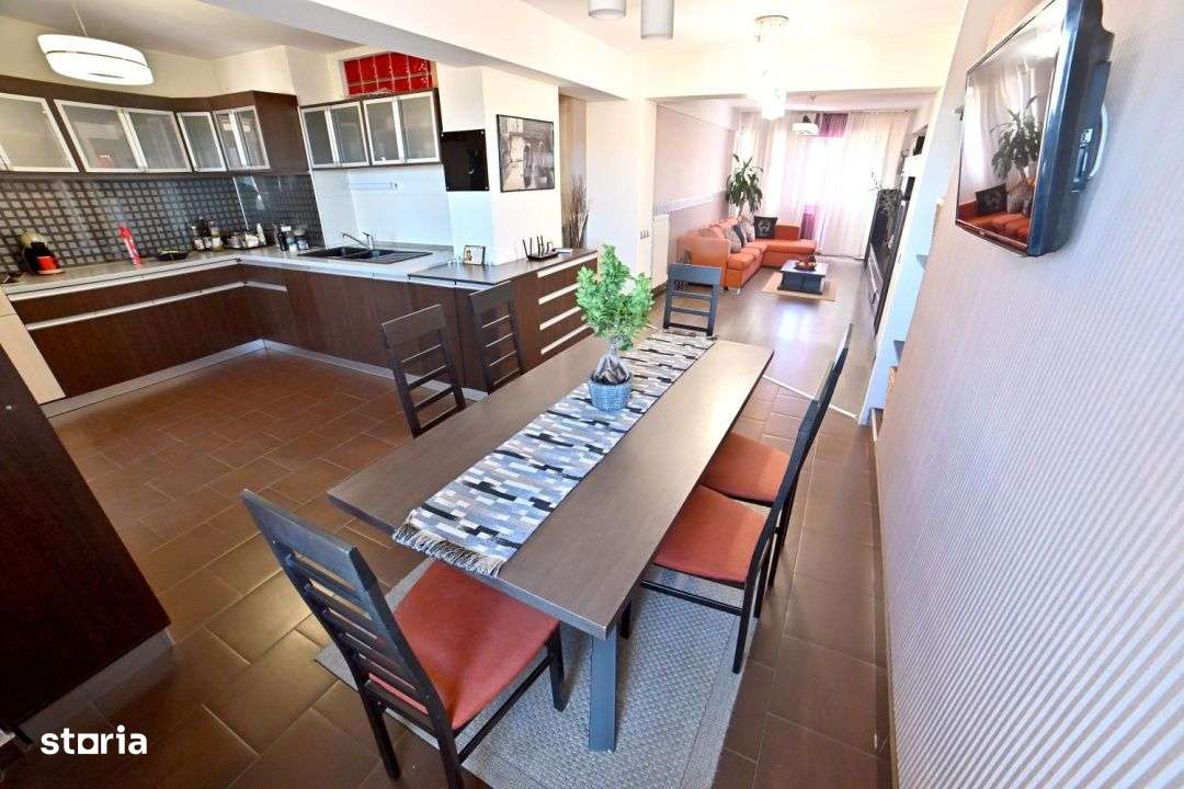 Apartament de Vanzare, Suprafata generoasa -  complet utilat/mobilat, - Imagine principală: 4/16