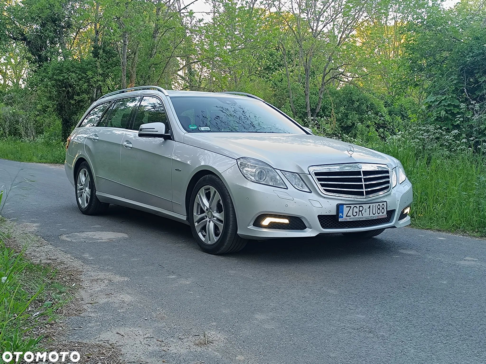 Mercedes-Benz Klasa E 350 CDI 4-Matic BlueEff Avantgarde - 1