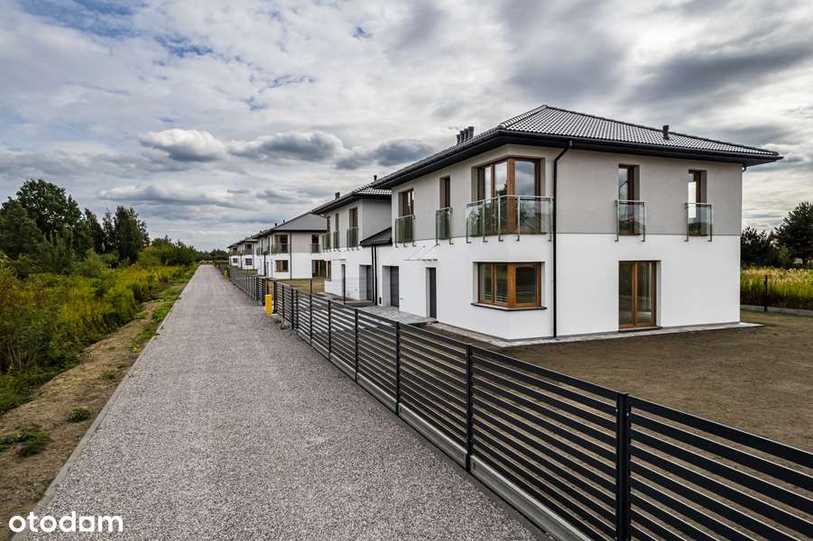 Bliźniak łączony garażem,autobus do Metra Kabaty 30min. Konstancin2min - Pełny obrazek: 4/8