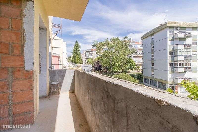 T2 1 Duplex Benfica