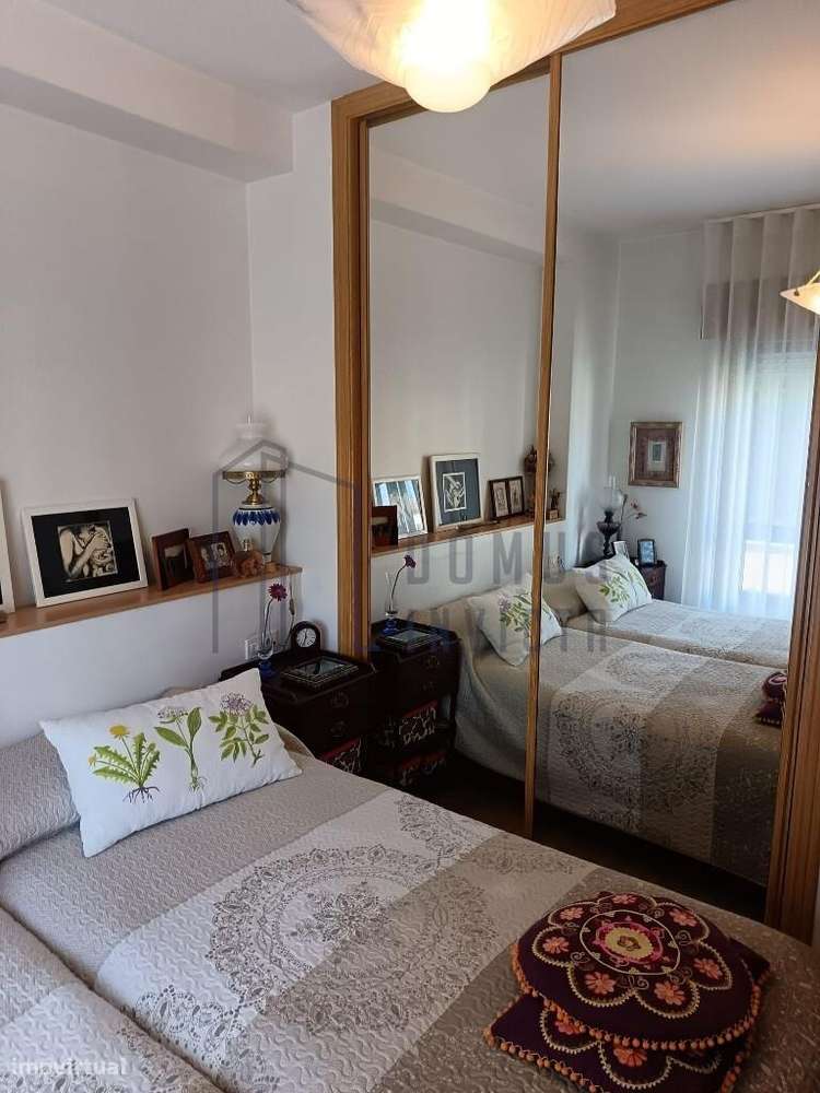 Apartamento T1 à futura Estação de Metro da Galiza-10