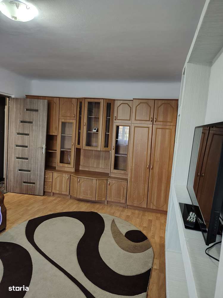 Apartament Craiovita cu centrala, mobilat, 55 mp - Imagine principală: 5/10