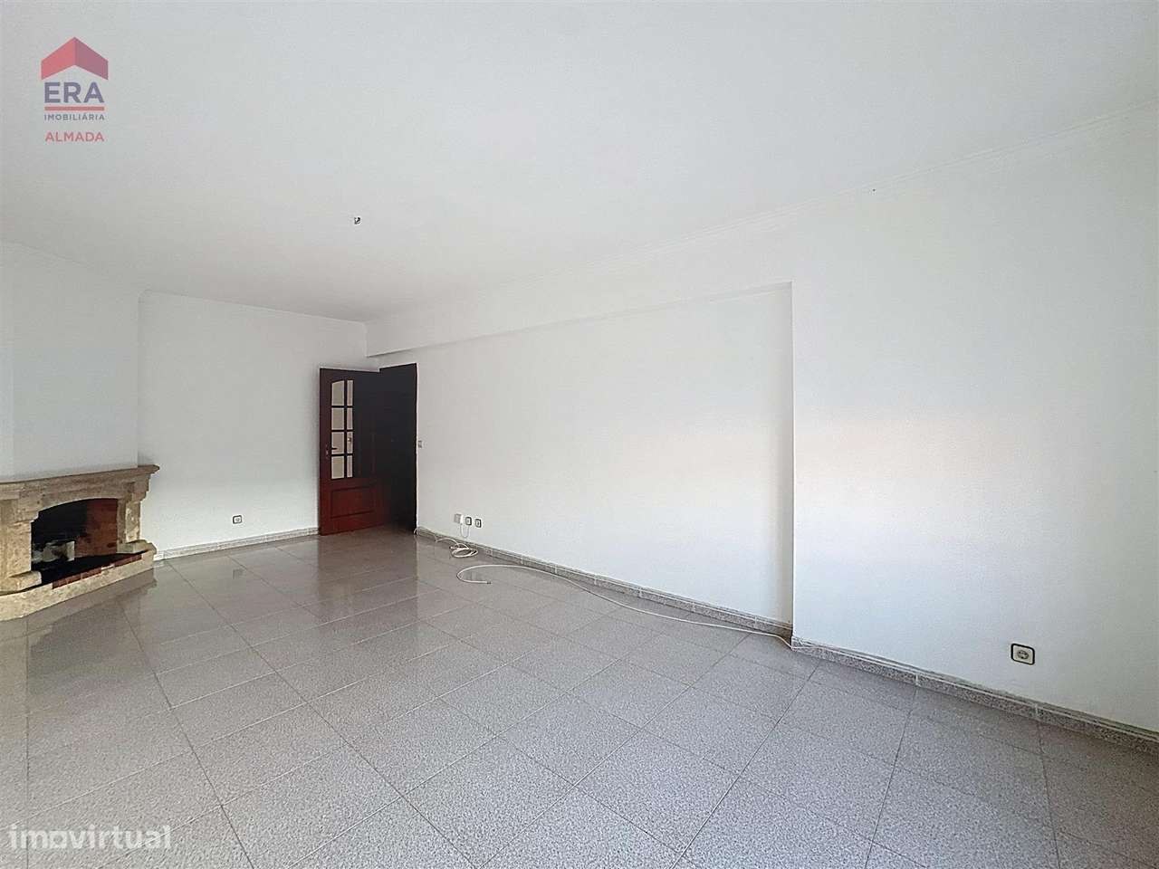 T3 a 5 min estação de Corroios - Grande imagem: 2/13