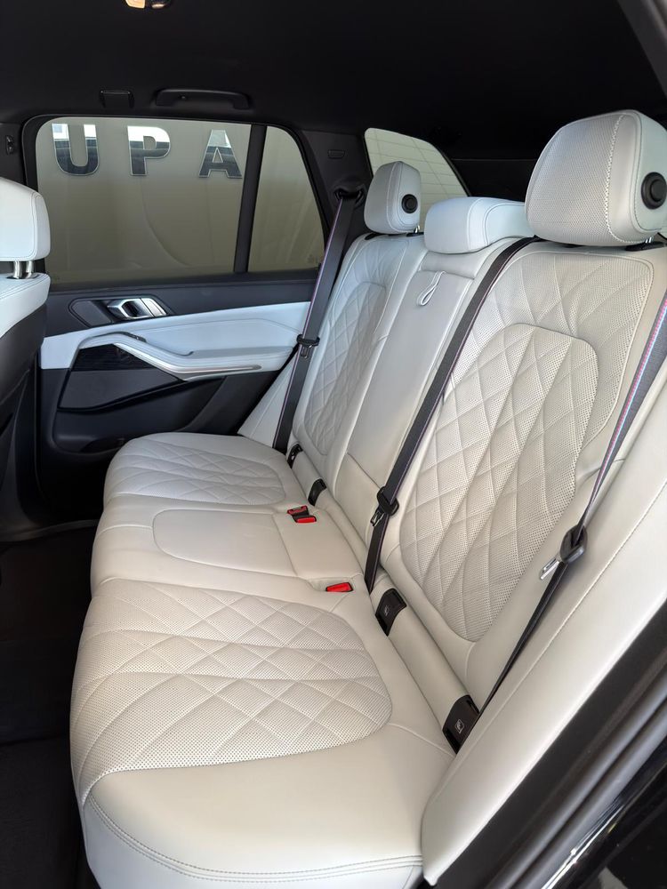 Bmw X5 M Pro Iconic Glow Pakiet Innowacji Pakiet Comfort Salon Polska FV23%