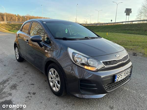 Kia Rio - 2