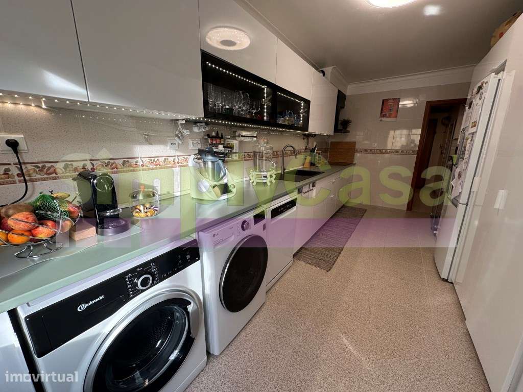 Excelente Apartamento T3 em Setúbal - Bairro Afonso Costa-12