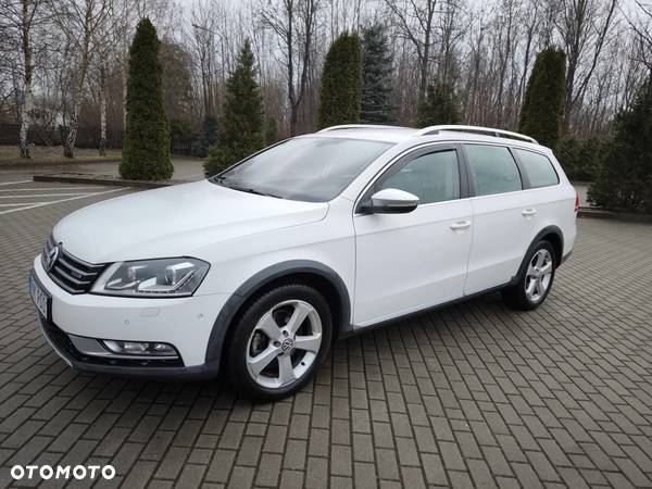 Volkswagen Passat Alltrack 2.0 TDI 4Motion DSG BlueMotion Tec - 17