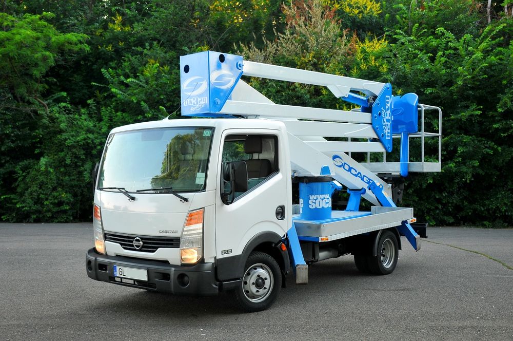 Nissan Cabstar 2013