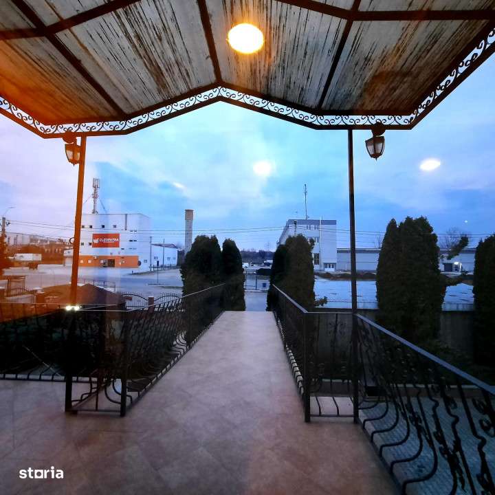 Afacere la cheie  in Husi, potrivita pentru investitia dumneavoastra - Imagine principală: 3/12