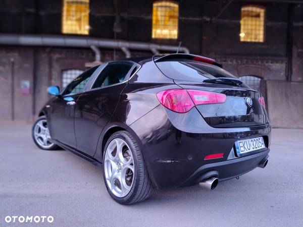 Alfa Romeo Giulietta 2.0 JTDM 16V Turismo - 5