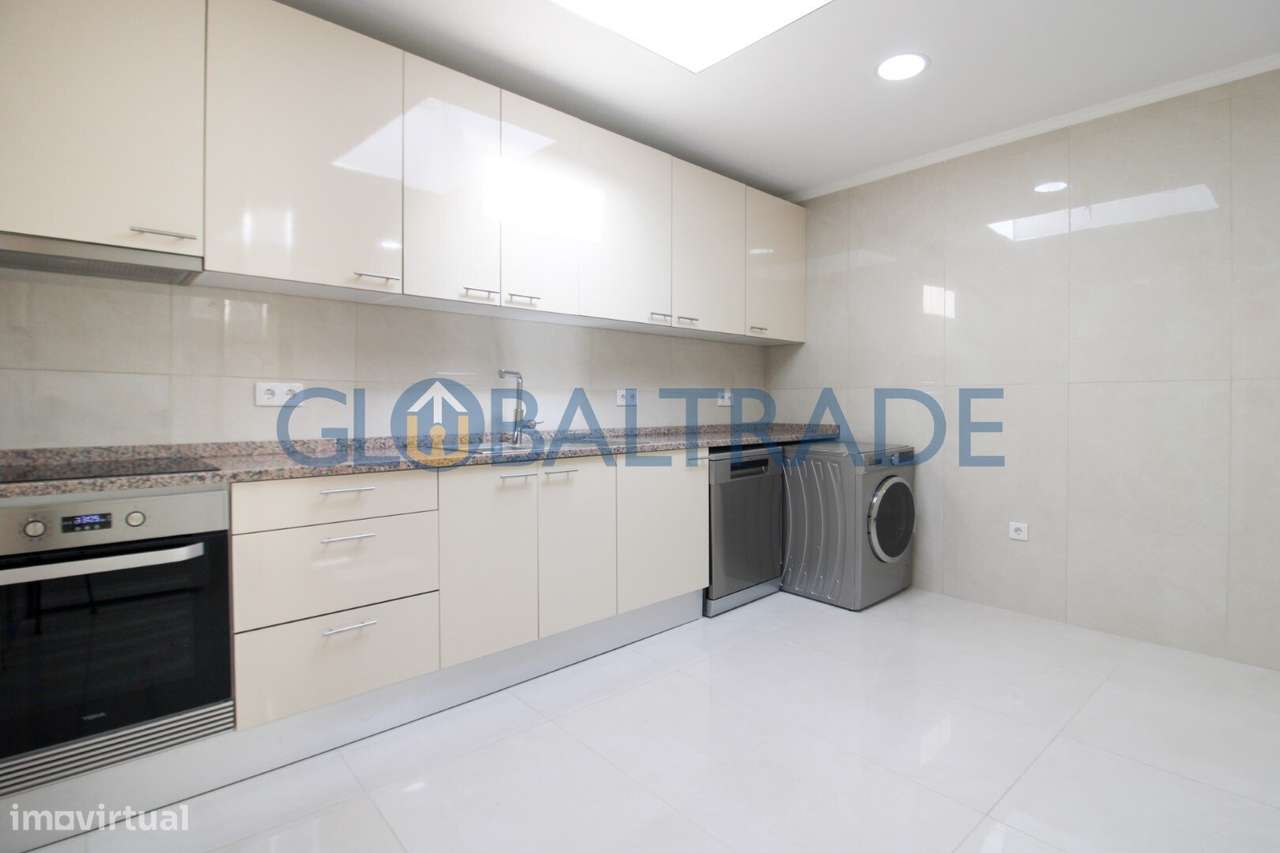 Moradia Térrea T3 totalmente renovada em Campanhã - Grande imagem: 3/20