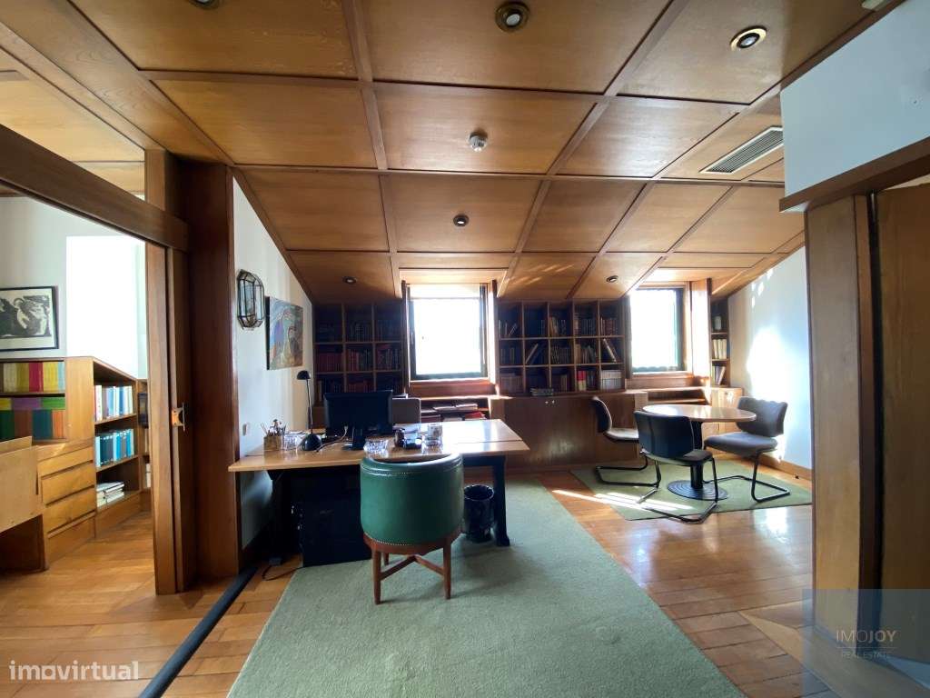Escritório para Arrendar na Marginal do Porto - Grande imagem: 2/24