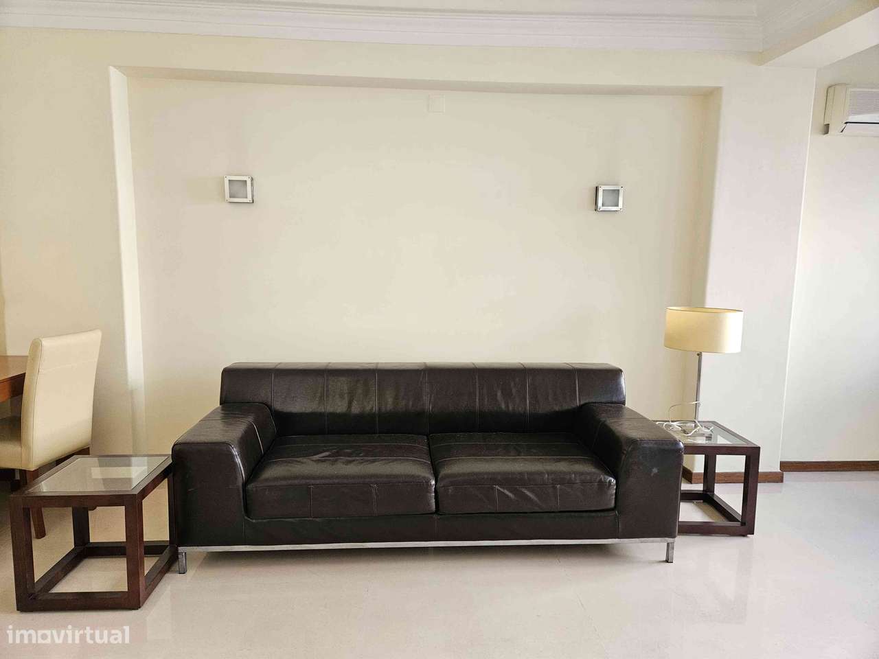 Fantástico T2 com dois wcs para arrendar no centro do Lumiar - Grande imagem: 4/23