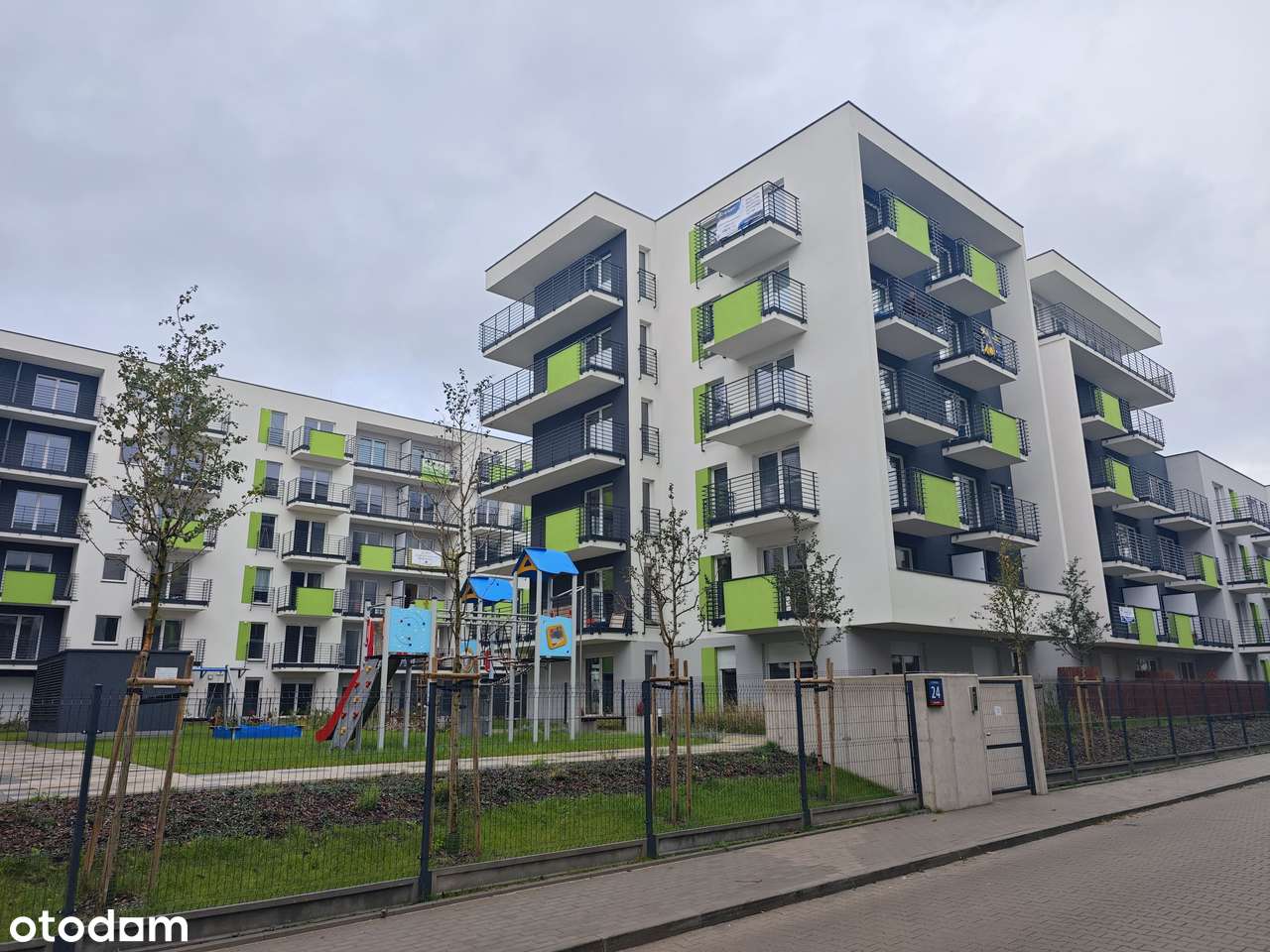 Dwa pokoje, nowe budownictwo, miejsce postojowe, komórka, ogródek-0