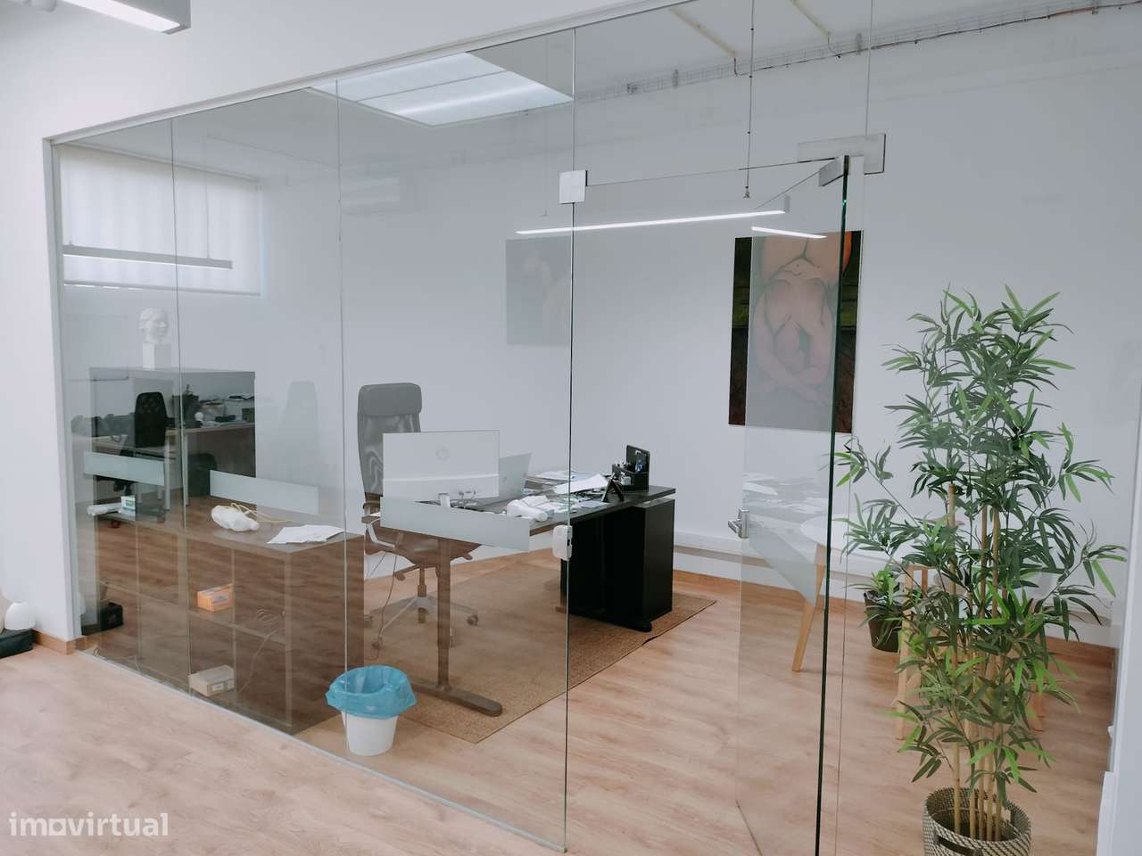 Escritórios com serviços partilhados - Gabinetes + Coworking - Grande imagem: 5/15