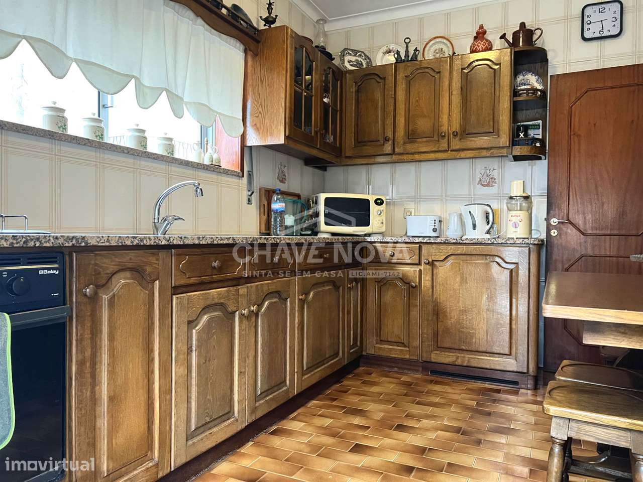 Moradia T4 com jardim e garagem em Ermesinde-6