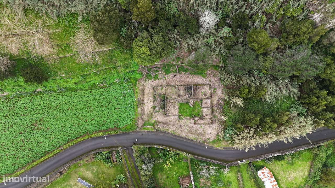 Terreno Urbano em Caloura – Água de Pau - Grande imagem: 5/14