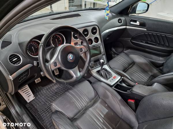 Alfa Romeo 159 1.9JTDM ti - 7