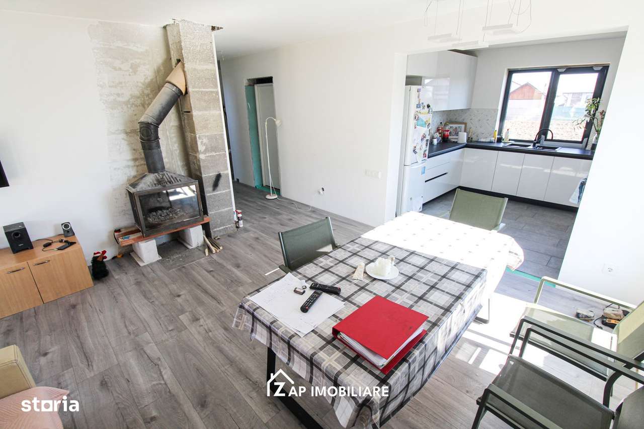 Casă 6 camere –195 mp utili –  P+M  Nazna – teren 644 mp-14