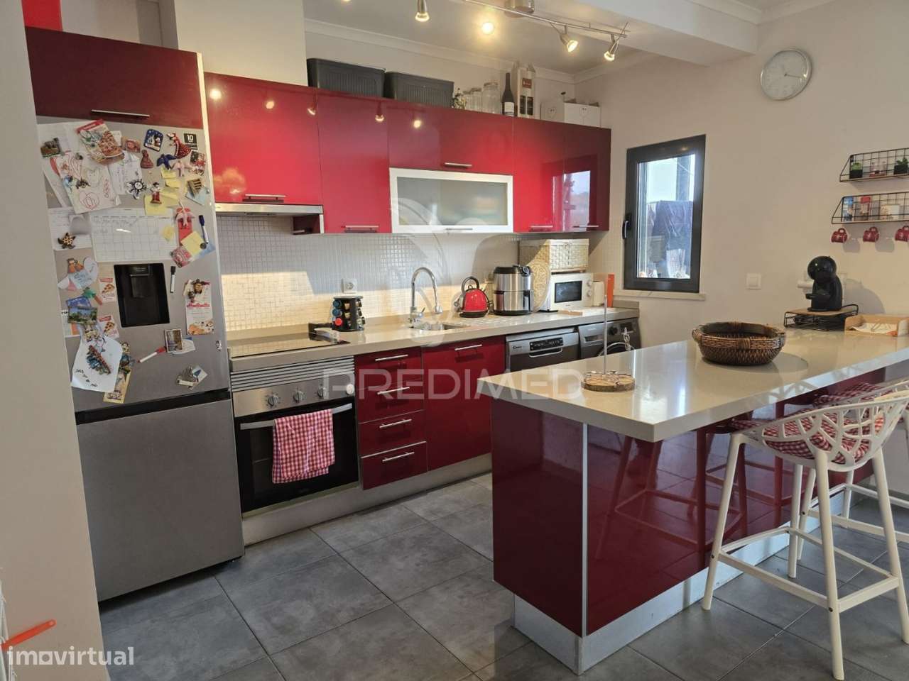 T2 com parqueamento no centro de Grândola - Grande imagem: 2/19