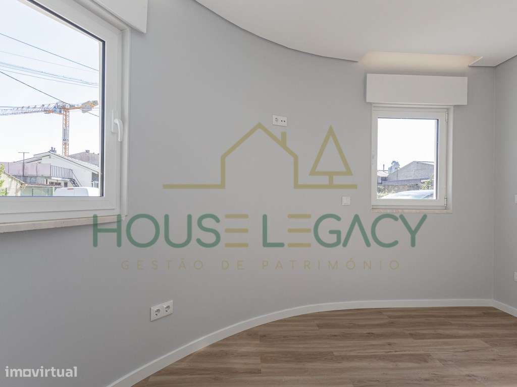 Apartamento T2 - Custóias-27