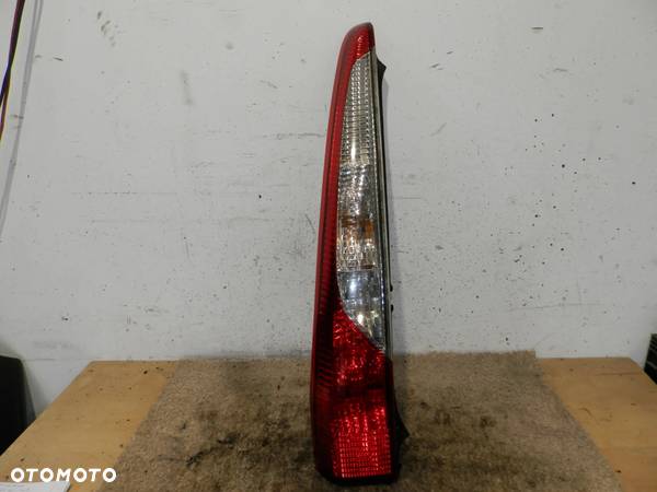 Lampa Tył Tylna Lewa Mitsubishi Lancer VII Kombi 5PIN - 1