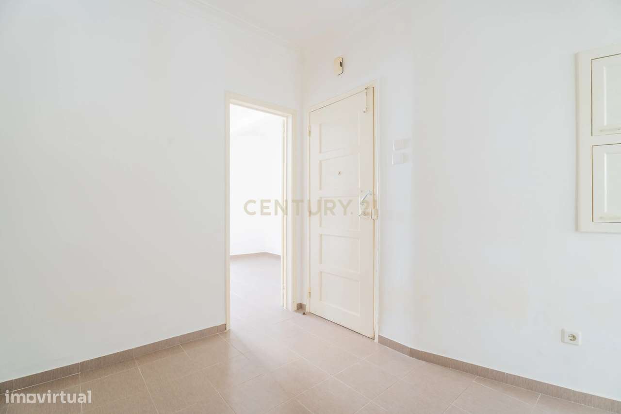 Apartamento T1 em Queluz, Sintra com quintal - Grande imagem: 4/19