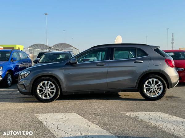 Mercedes-Benz GLA 200 CDI 4MATIC Aut. - 2