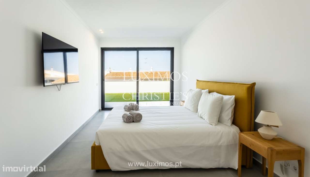Moradia V3 de estilo moderno, com vista mar em Lagos, Algarve - Grande imagem: 5/25