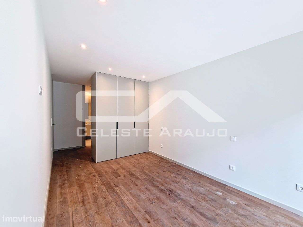 Apartamento T3 Novo em Espinho, com vista mar-39