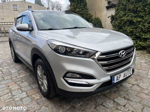 Hyundai Tucson blue 1.7 CRDi 2WD Style - 9