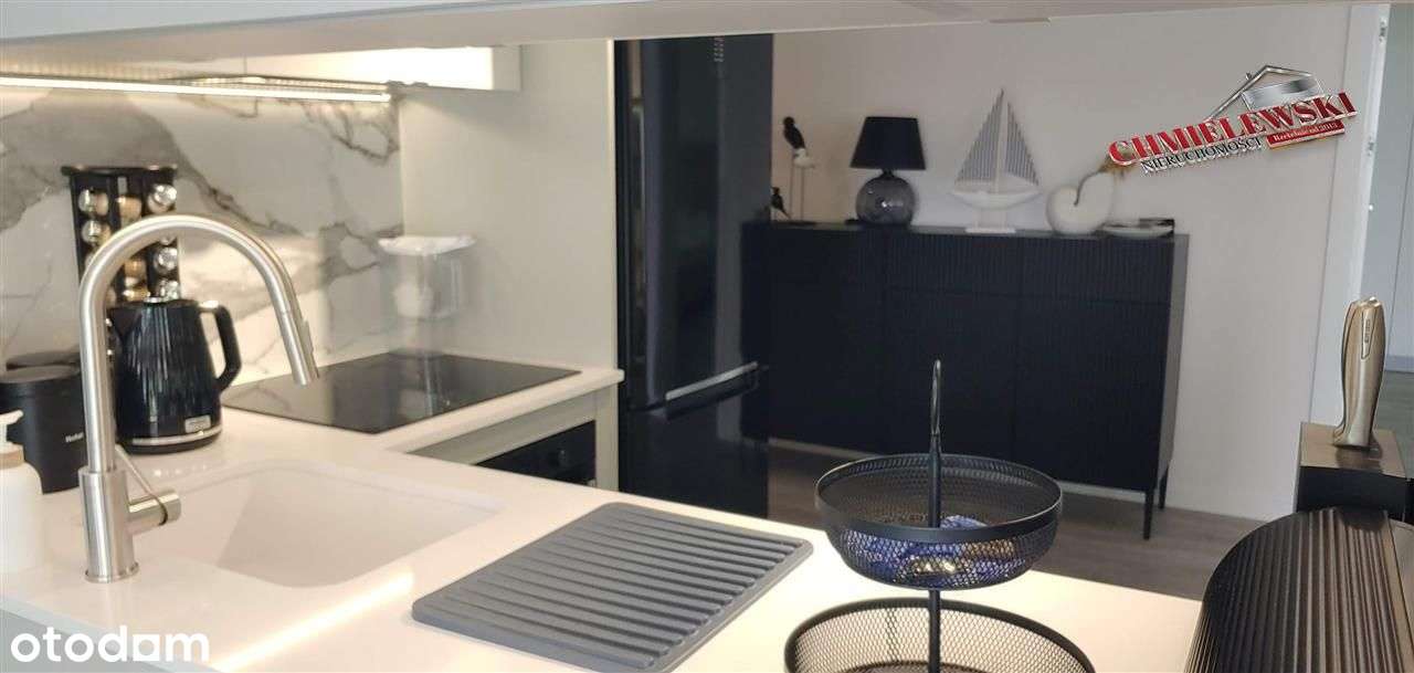 100 metrowy apartament między morzem, a jeziorem.-11