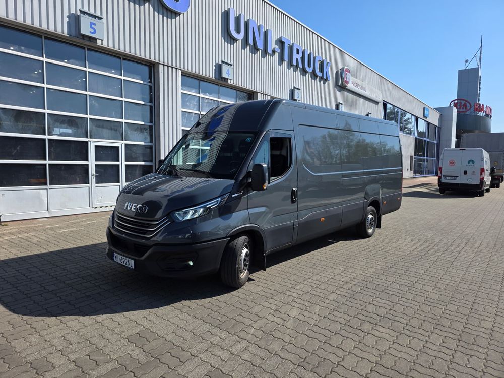 Iveco 35S18A8 Maxi Automat Ledy Krajowy 3l 180KM Hak ! Dealer Iveco Nawigacja Sklejka Tachograf Super cena !!!