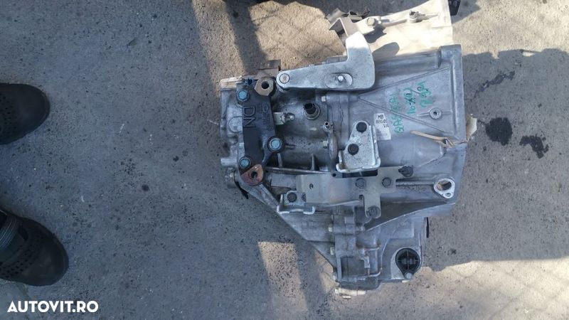 cutie viteze Nissan Qashqai 1.6 tdci tip motor R9M cod cutie 5652114 - 1