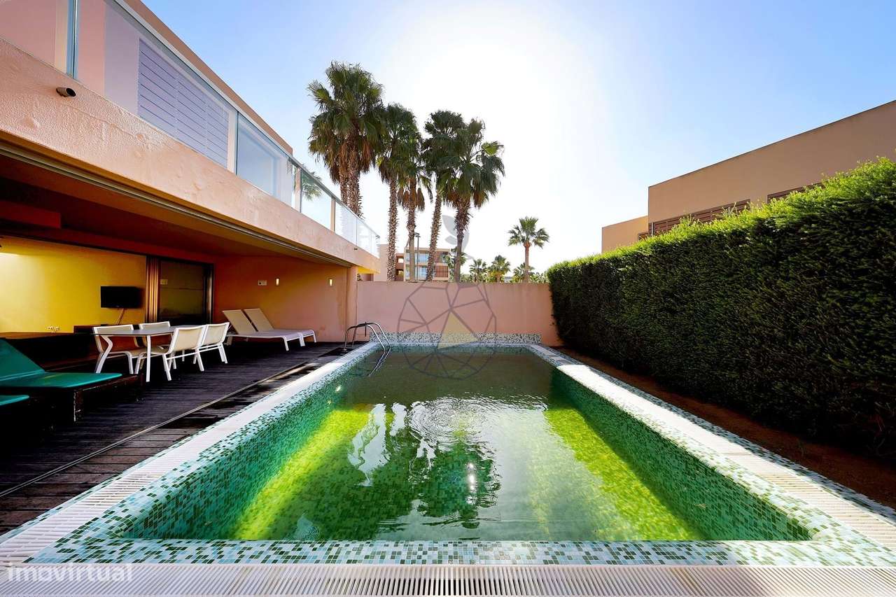 Moradia T4 Moderna em Condomínio Privado com Segurança 24h - Salgados - Grande imagem: 4/60