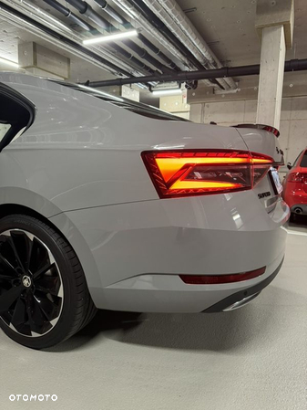 Skoda Superb 2.0 TDI SCR Sportline DSG - 3