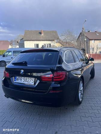 BMW Seria 5 520d Touring - 6