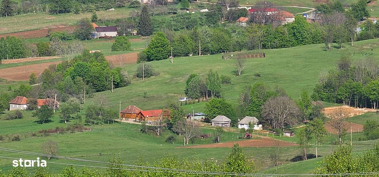 Vând casă în zece Hotare – ideală pentru locuit sau casă de vacanță-2
