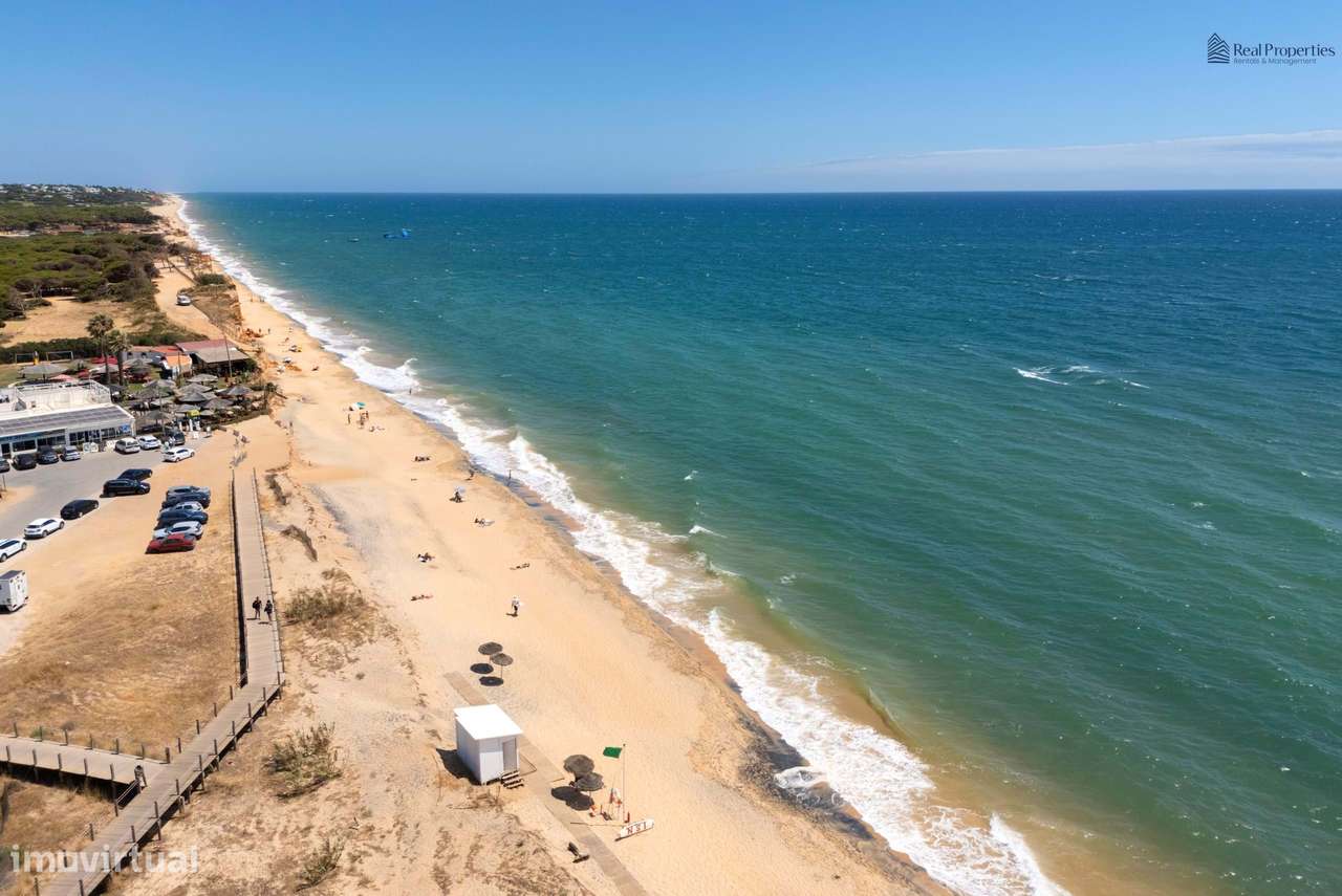 Apartamento T1 no Condomínio Horizon | Primeira Linha de Praia no Fort-35