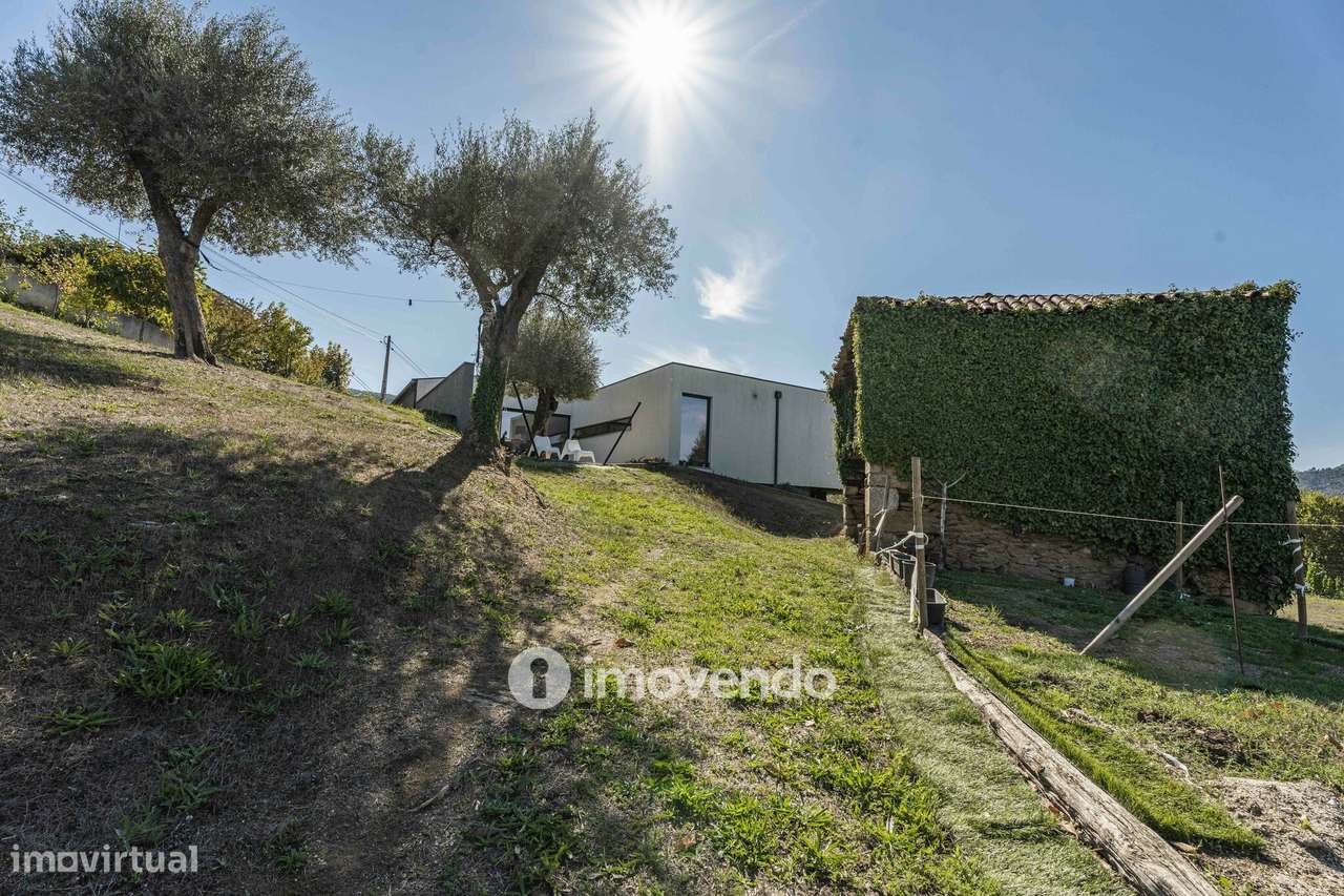 Moradia T3 única, mobilada e equipada, em Cabeceiras de Basto-49